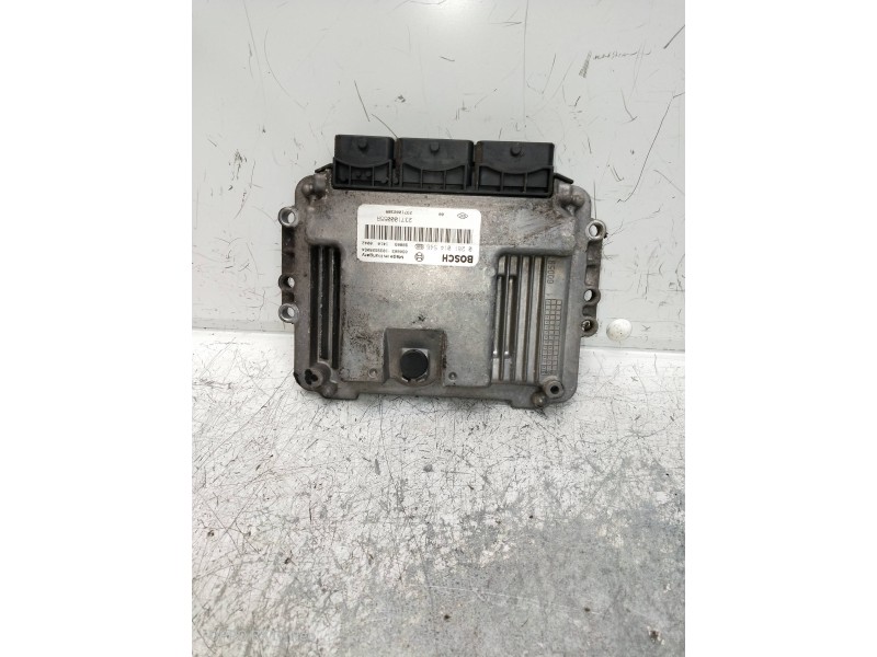 Recambio de centralita motor uce para renault megane iii sport tourer dynamique referencia OEM IAM 0281014546 237100055R 2371002