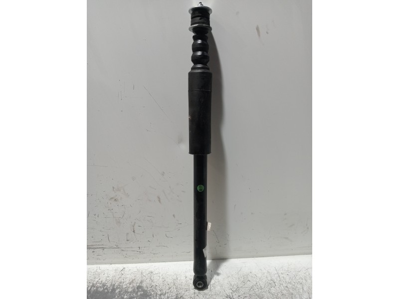 Recambio de amortiguador trasero derecho para dacia spring referencia OEM IAM 562103041R  