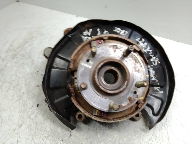 Recambio de mangueta trasera izquierda para hyundai santa fe (sm) referencia OEM IAM   