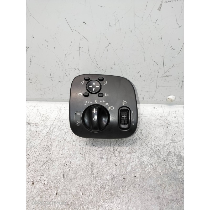 Recambio de mando luces para mercedes clase c (w203) berlina 270 cdi (203.016) referencia OEM IAM A2035450404 24406574705. 04058