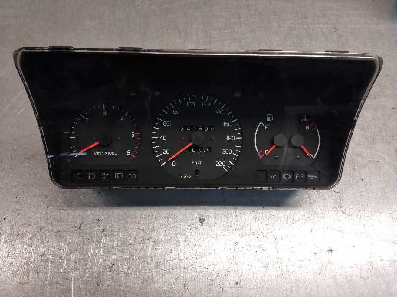 Recambio de cuadro instrumentos para volvo serie 460 1.9 turbodiesel referencia OEM IAM 647022 47487001 