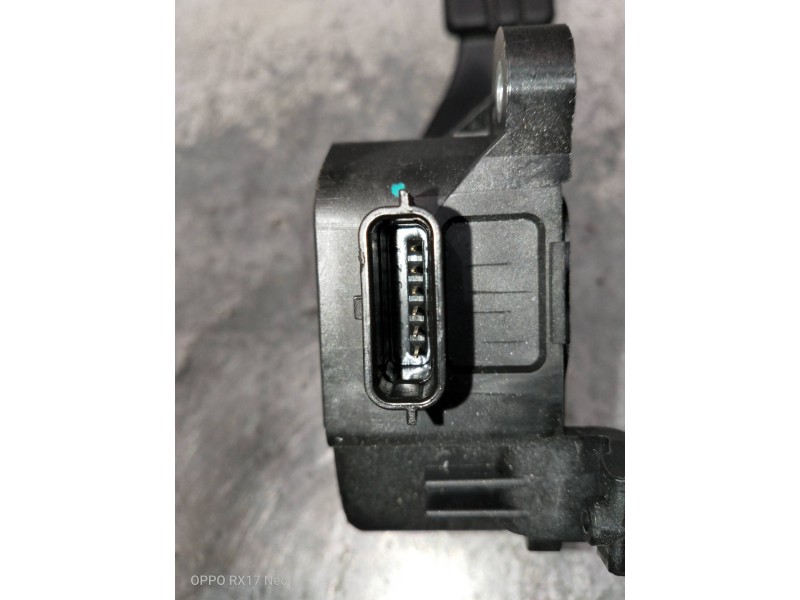 Recambio de potenciometro pedal para dacia spring referencia OEM IAM 180100150R  