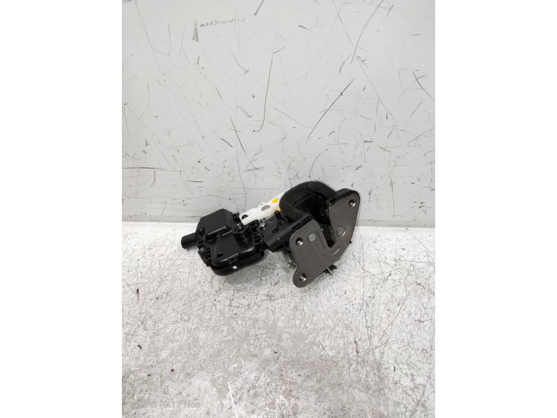 Recambio de motor cierre centralizado trasero derecho para dacia spring referencia OEM IAM 82503234R  5P