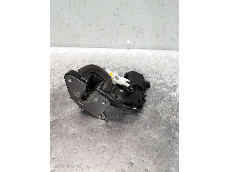 Recambio de motor cierre centralizado trasero izquierdo para dacia spring referencia OEM IAM 825035134R  5P