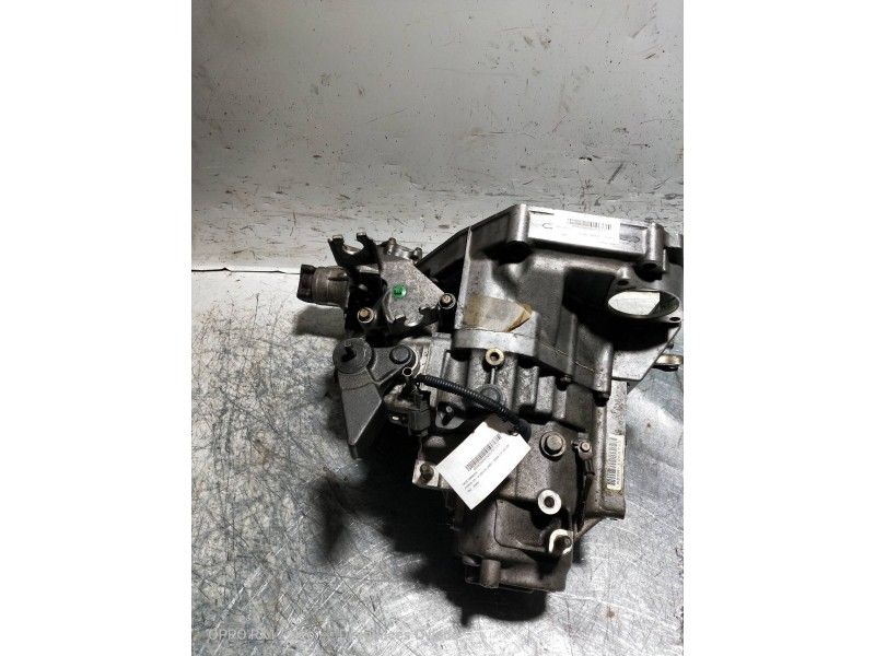 Recambio de caja cambios para honda cr-v (rd1/3) 2.0 16v cat referencia OEM IAM SBXM 1068723 