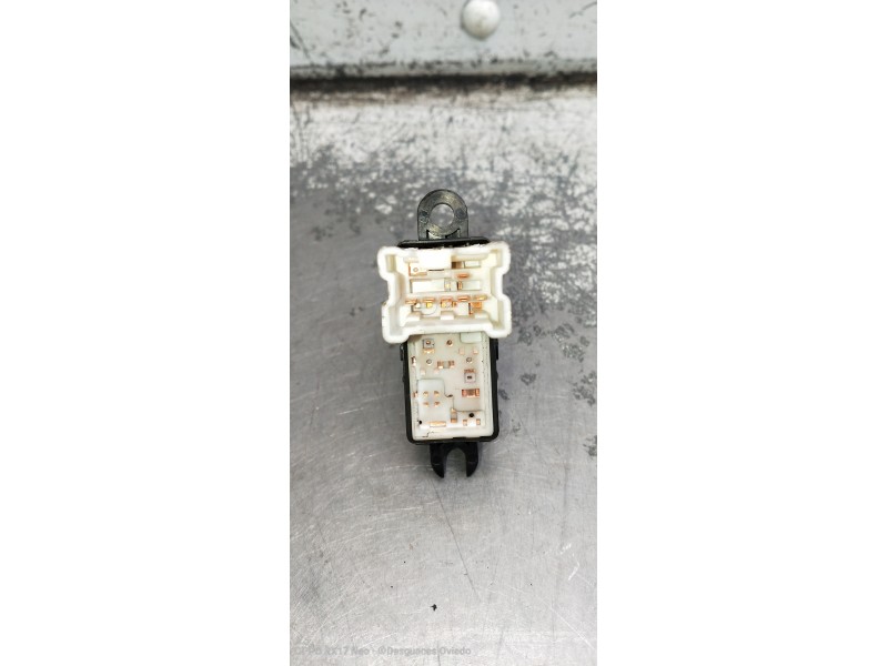 Recambio de mando elevalunas delantero derecho para nissan micra (k12e) acenta referencia OEM IAM   3P