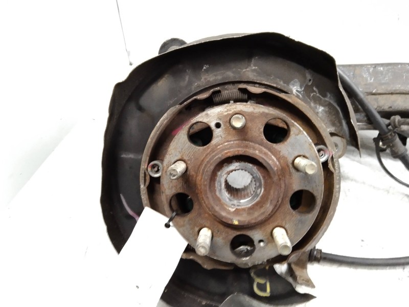 Recambio de mangueta trasera izquierda para hyundai santa fe (sm) 2.7 gls 4x4 referencia OEM IAM    Recambio de mangueta trasera izquierda para hyundai santa fe (sm) 2.7 gls 4x4 referencia OEM IAM