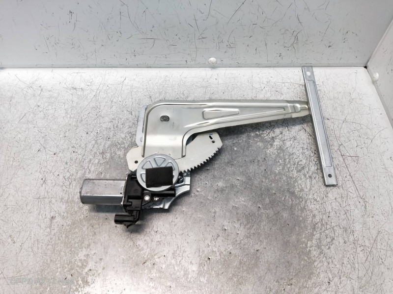 Recambio de elevalunas trasero izquierdo para dacia spring referencia OEM IAM 7050EGTRL0021  5P