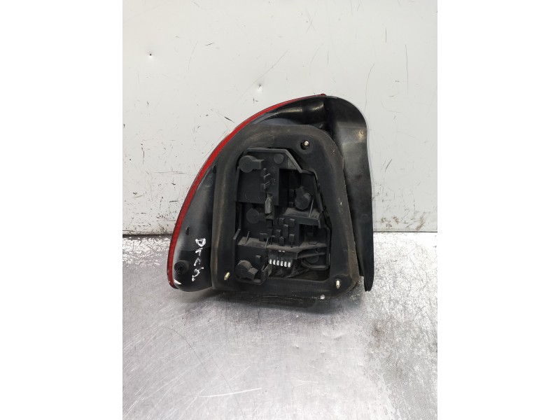 Recambio de piloto trasero derecho para mg rover serie 45 (rt) classic (4-ptas.) referencia OEM IAM   