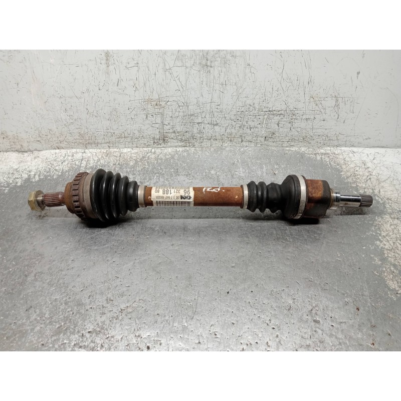Recambio de transmision delantera izquierda para citroen xsara berlina 1.4i sx referencia OEM IAM 9632118880  