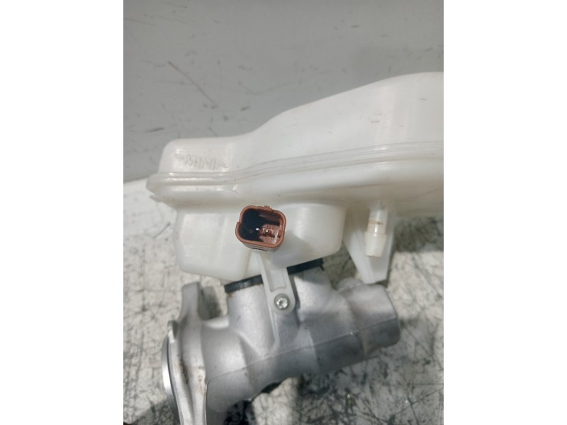 Recambio de bomba freno para citroen c3 aircross feel referencia OEM IAM 32069745  