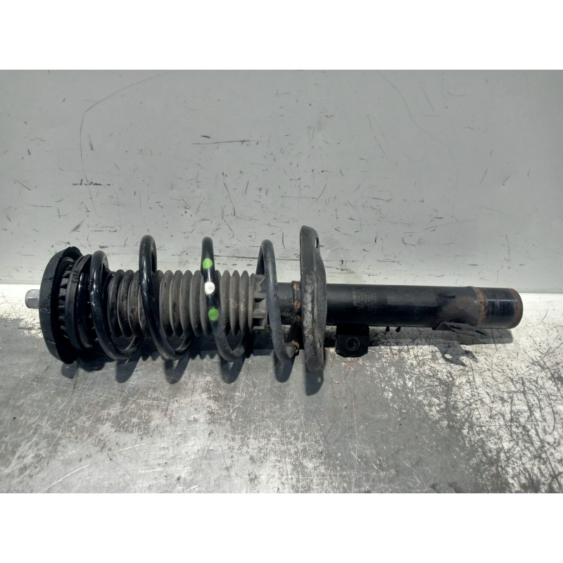 Recambio de amortiguador delantero derecho para citroen c3 aircross feel referencia OEM IAM 9827238680 03031000408 