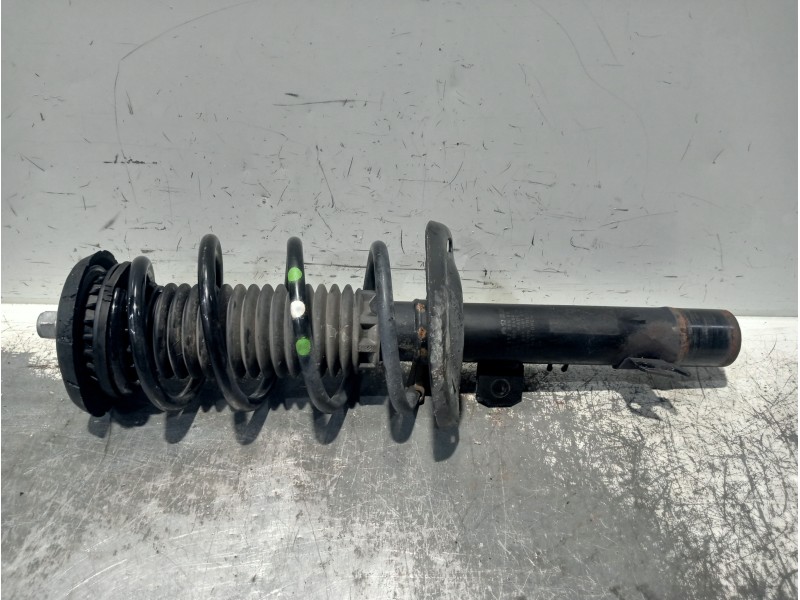 Recambio de amortiguador delantero derecho para citroen c3 aircross feel referencia OEM IAM 9827238680 03031000408 