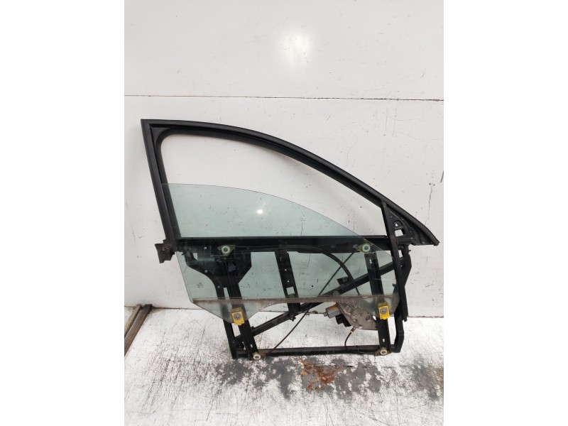 Recambio de elevalunas delantero derecho para audi a6 berlina (4b2) 2.5 tdi quattro referencia OEM IAM 4BJ837754D  