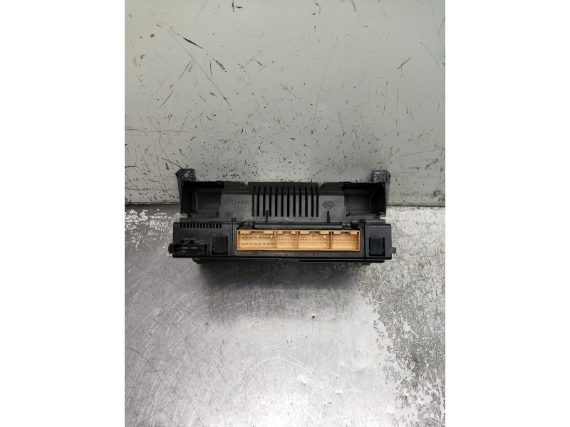 Recambio de mando calefaccion / aire acondicionado para audi a6 berlina (4b2) 2.5 tdi quattro referencia OEM IAM 4B0820043AQ 5HB