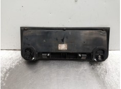 Recambio de portamatriculas para audi a6 berlina (4b2) 2.5 tdi quattro referencia OEM IAM 4B5945695ELL 4B5945695FRL  2