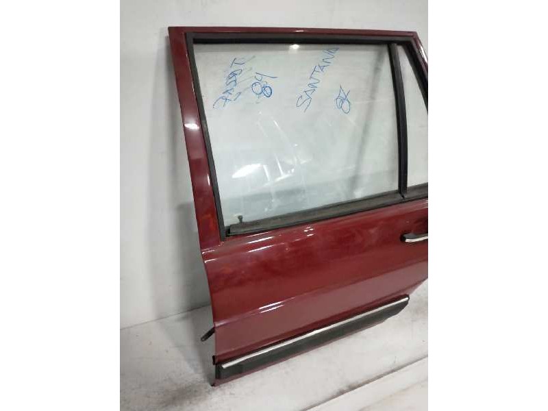 Recambio de puerta trasera izquierda para volkswagen santana (327) referencia OEM IAM   