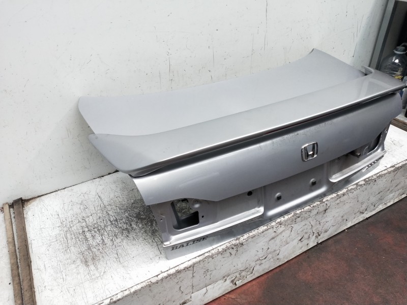 Recambio de tapa maletero para honda accord berlina (cg7-9/ch1-7) referencia OEM IAM   4P