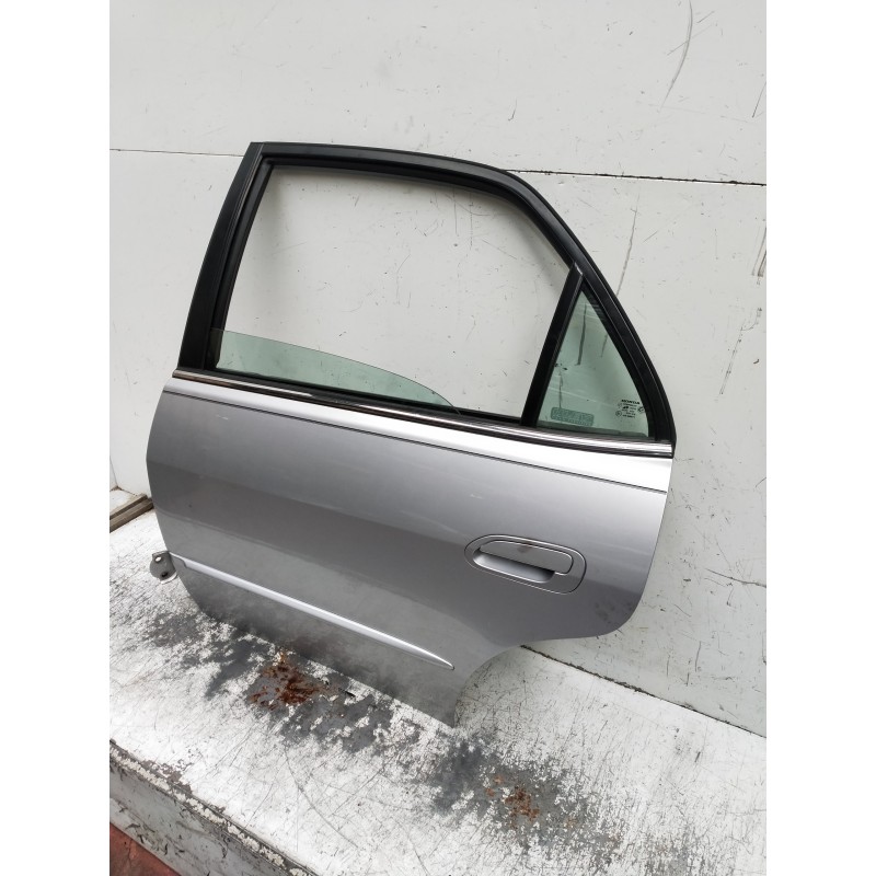 Recambio de puerta trasera izquierda para honda accord berlina (cg7-9/ch1-7) referencia OEM IAM   4P