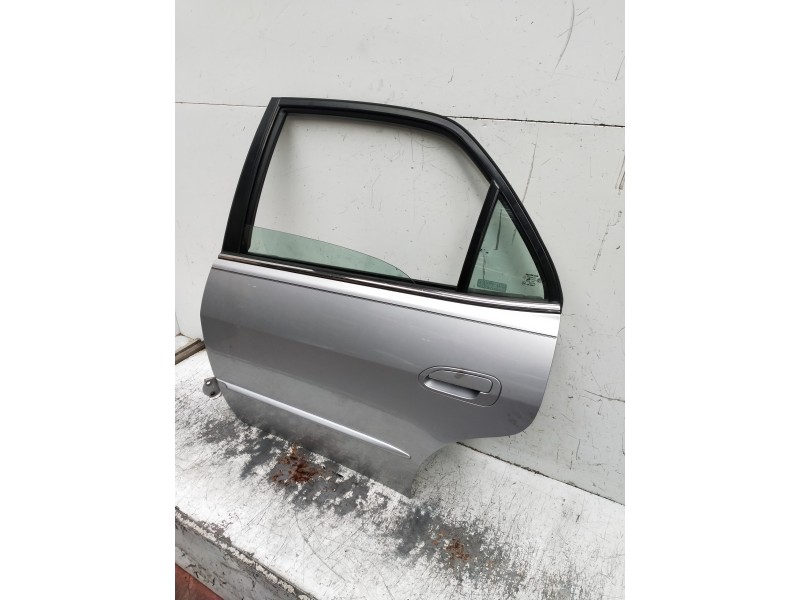 Recambio de puerta trasera izquierda para honda accord berlina (cg7-9/ch1-7) referencia OEM IAM   4P