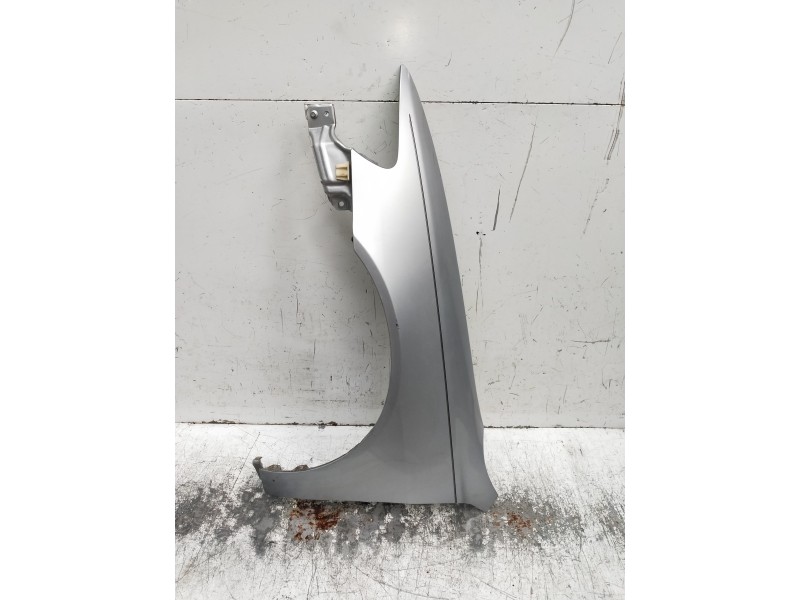 Recambio de aleta delantera izquierda para honda accord berlina (cg7-9/ch1-7) referencia OEM IAM   