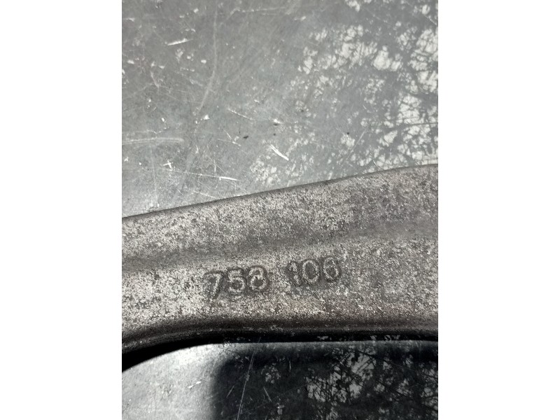 Recambio de brazo suspension superior trasero izquierdo para kia optima vision referencia OEM IAM 758106D017  