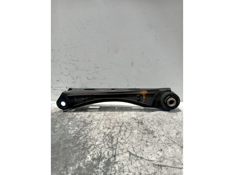Recambio de tirante trasero izquierdo para kia optima vision referencia OEM IAM 55250E6700  