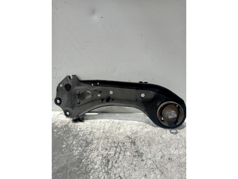 Recambio de tirante trasero izquierdo para kia optima vision referencia OEM IAM 55270D4100 55270C1100 