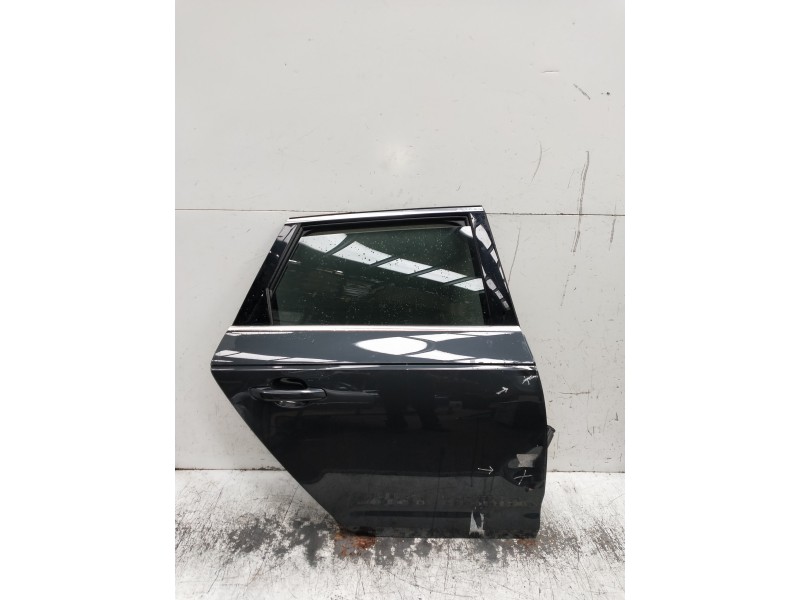 Recambio de puerta trasera derecha para audi a4 avant (8wd) referencia OEM IAM   5P