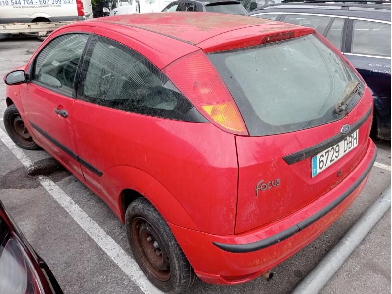 ford focus berlina (cak) del año 2004