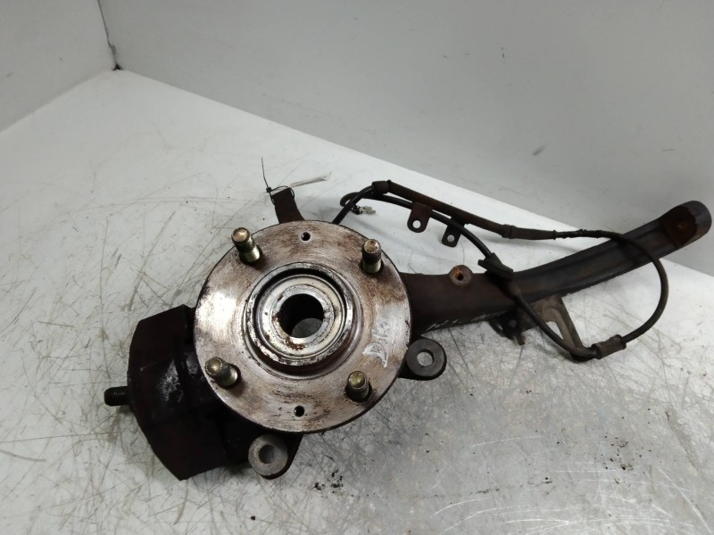 Recambio de mangueta delantera derecha para hyundai sonata (y4) 2.5 v6 cat referencia OEM IAM   