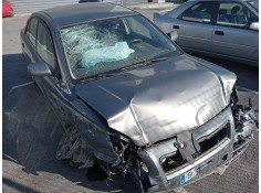 toyota avensis berlina (t25) del año 2003