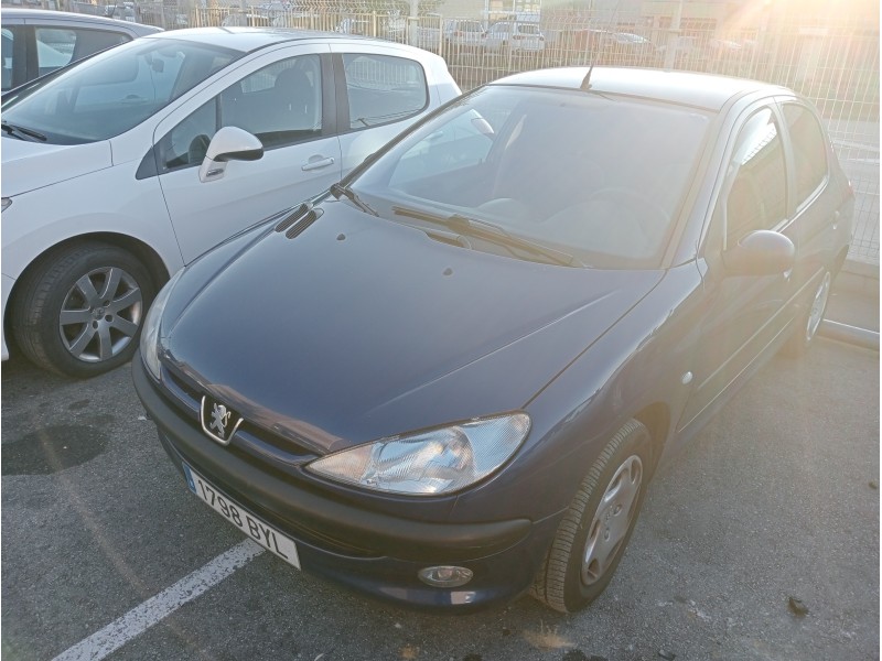 peugeot 206 berlina del año 2002