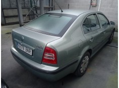 skoda octavia berlina (1u2) del año 2001 2