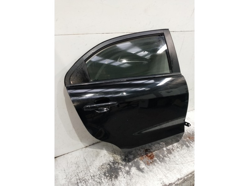 Recambio de puerta trasera derecha para kia rio (yb) attract referencia OEM IAM   5P