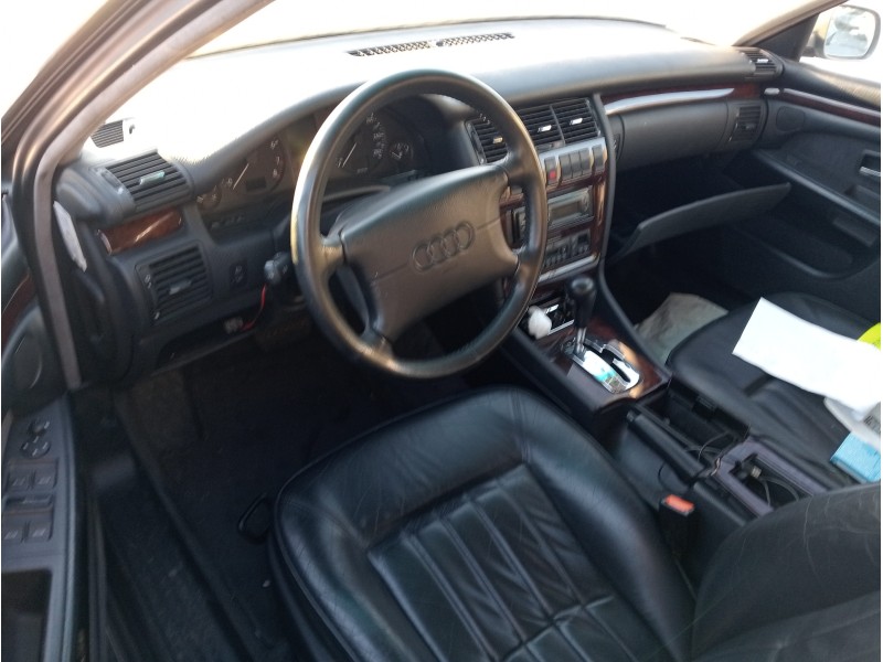 audi a8 (d2) del año 1995