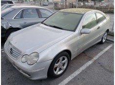 mercedes clase c (w203) sportcoupe del año 2005