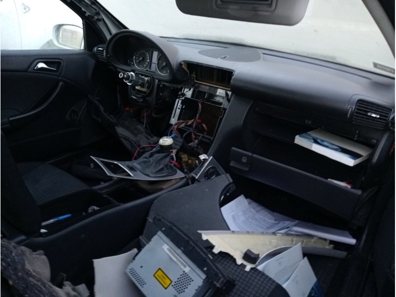 mercedes clase c (w203) sportcoupe del año 2005