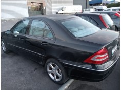 mercedes clase c (w203) berlina del año 2005 2