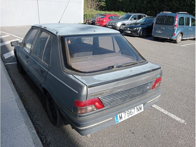 peugeot 309 del año 1985