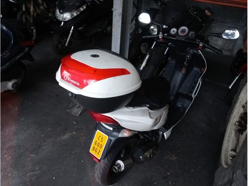 peugeot speedfight del año 2000