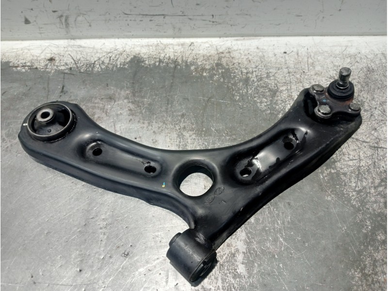 Recambio de brazo suspension inferior delantero izquierdo para kia optima vision referencia OEM IAM   