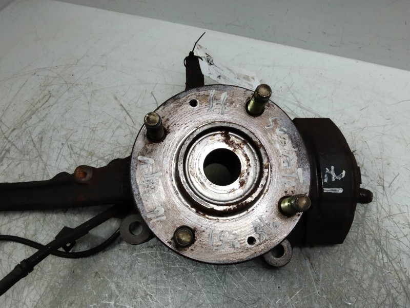 Recambio de mangueta delantera izquierda para hyundai sonata (y4) 2.5 v6 cat referencia OEM IAM   