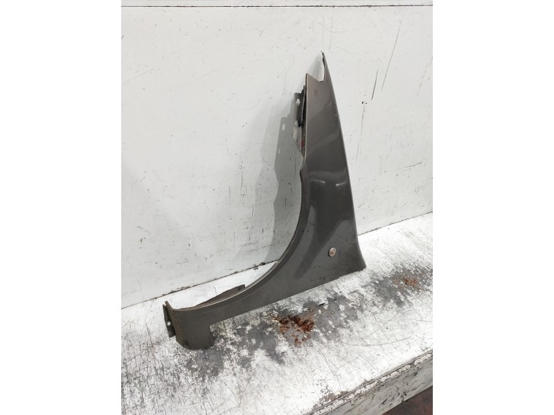 Recambio de aleta delantera izquierda para fiat punto berlina (188) 1.3 jtd cat referencia OEM IAM   