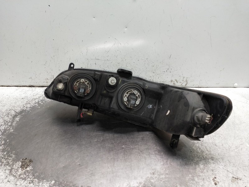 Recambio de faro derecho para honda accord berlina (cg7-9/ch1-7) referencia OEM IAM   