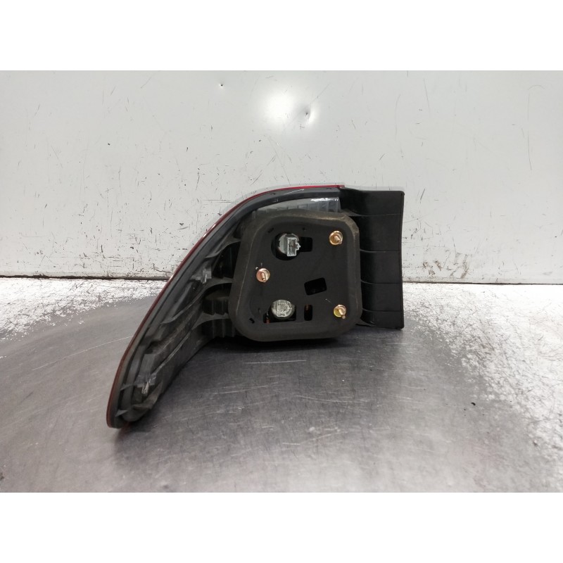 Recambio de piloto trasero derecho para honda accord berlina (cg7-9/ch1-7) referencia OEM IAM   