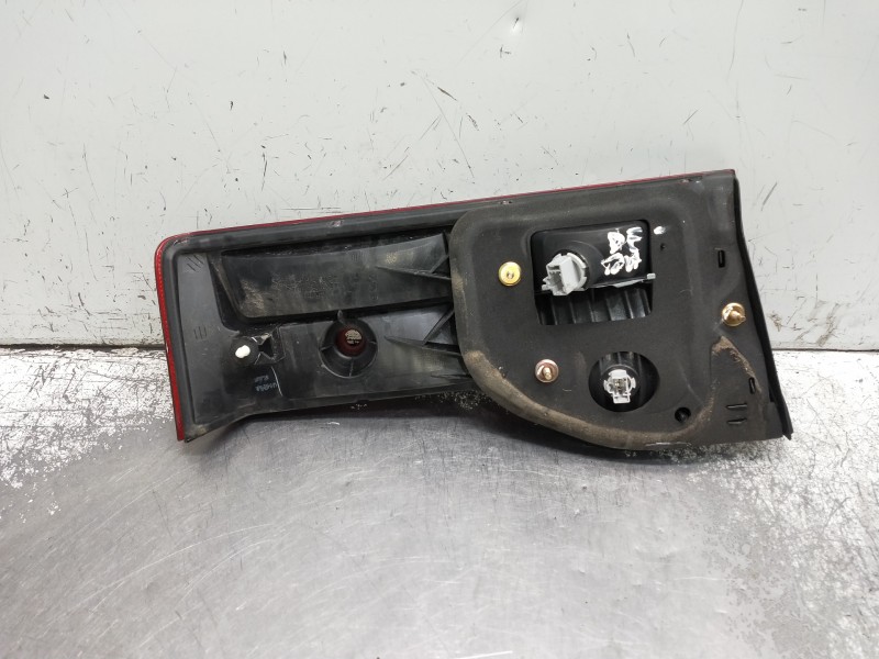 Recambio de piloto trasero derecho interior para honda accord berlina (cg7-9/ch1-7) referencia OEM IAM   