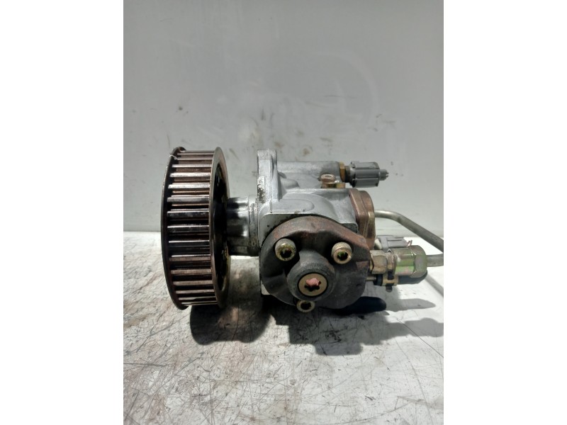 Recambio de bomba inyeccion para toyota corolla verso (r1) 2.0 d-4d luna referencia OEM IAM 2210006010 HU2940000061 