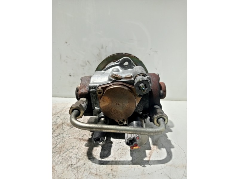 Recambio de bomba inyeccion para toyota corolla verso (r1) 2.0 d-4d luna referencia OEM IAM 2210006010 HU2940000061 
