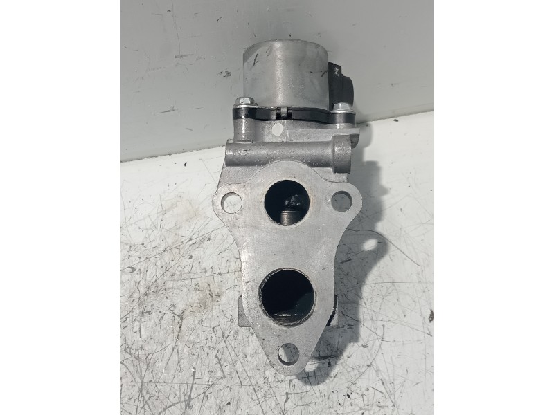 Recambio de valvula egr para toyota corolla verso (r1) 2.0 d-4d luna referencia OEM IAM 2562027090 1350008110 